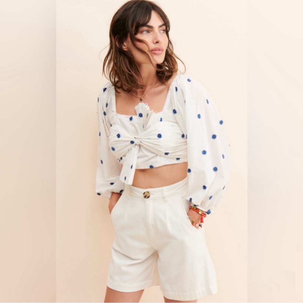 Farm Rio embroidered blue flowers crop top